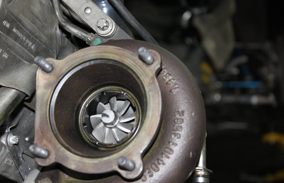 performance car engine customization, service, maintenance